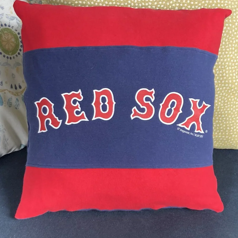 Boston Red Sox MLB baseball Handmade retro t-shirt 16x16 decorative pillow cover